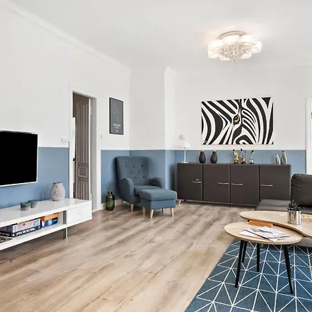 Pet Friendly In With Wifi Holiday home Nexo